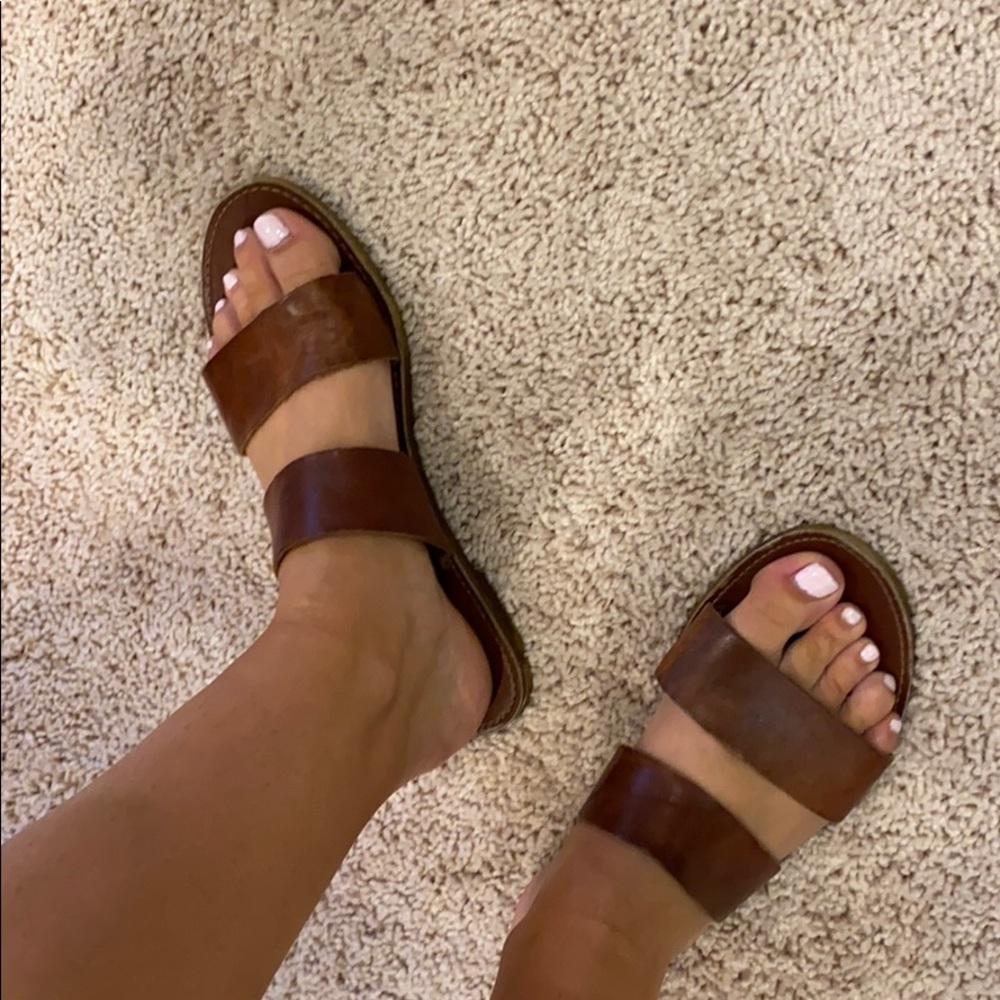 Steve Madden brown leather sandals